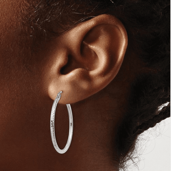 14k White Gold Diamond-cut 2mm Round Tube Hoop Earrings - Jewelry Design Gallery of East Windsor